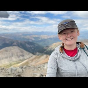 Meet your Posher, Leslie